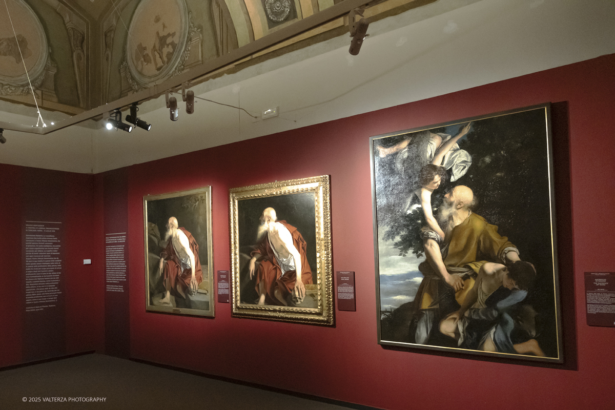 _DSF0257.jpg - 22/11720'25. Torino. Dal 22 novembre 2025 al 3 maggio 2026, le Sale Chiablese dei Musei Reali di Torino ospitano una mostra dedicata a Orazio Gentileschi (Pisa, 1563 â€“ Londra, 1639), uno dei piÃ¹ importanti artisti italiani del Seicento, la cui straordinaria qualitÃ  pittorica fu premiata da un successo in vita pari a quello di Caravaggio, Rubens e Van Dyck. Nella foto parte dell'allestimento della mostra