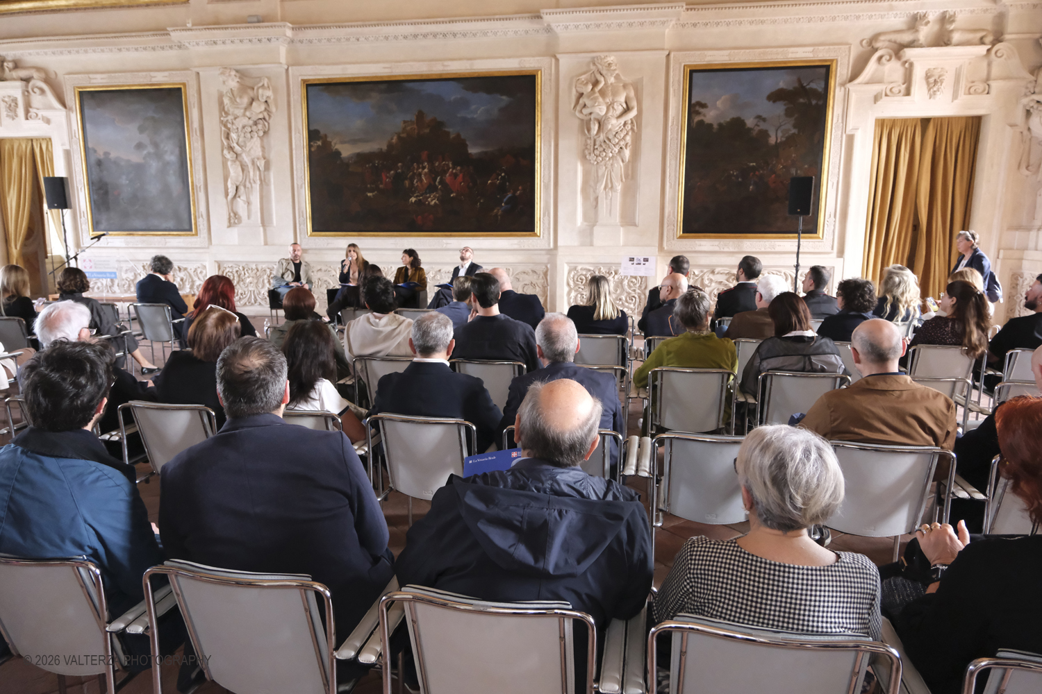 _DSF3533.jpg - 17/04/2026. Torino.  In mostra abiti che hanno definito l'immagine delle regine nel cinema e nel teatro. Nella foto un momento dlla conferenza stampa di presentazione della mostra