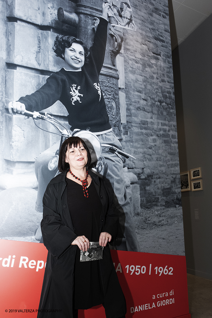 _DSF8163.jpg - 14-03-2019. Torino. Alla GAM,come eravamo. L'Italia del dopoguerra che si rimette in piedi ed il mondo del lavoro. Nella foto Daniela Giordi la curatrice della mostra. Dal 2009 dirige ABF | Scatola Chiara - Galleria per la Fotografia Storica e Contemporanea e cura progetti espositivi presso istituzioni pubbliche e gallerie private.