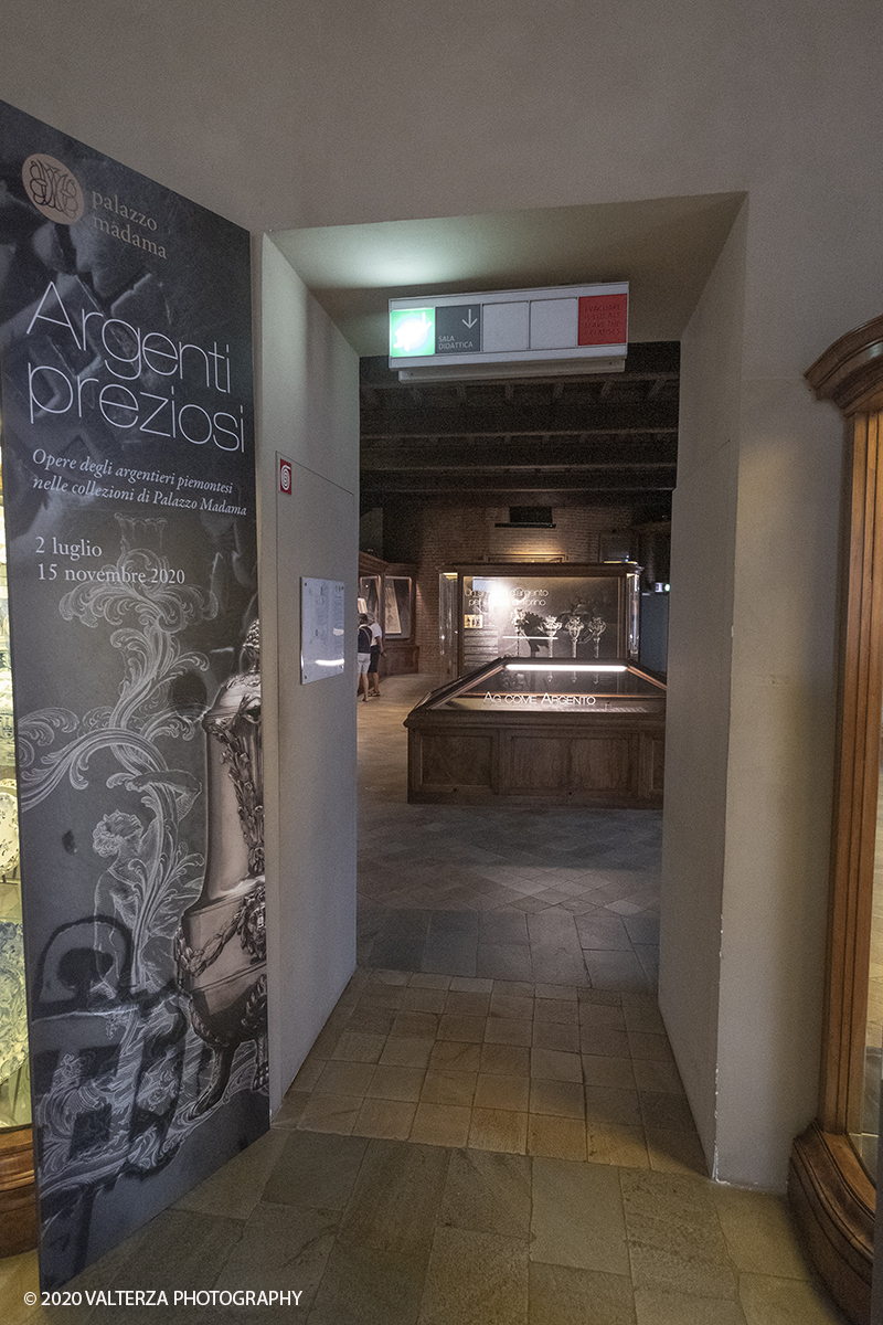 _DSF5224.jpg - 02/07/2020.Torino. Opere degli argentieri piemontesi nelle collezioni di Palazzo Madama. Nella foto ingressso al salone che ospita la mostra.