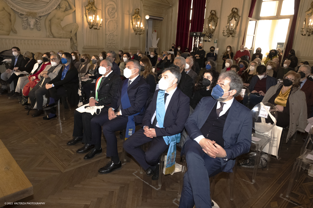_DSF3114.jpg - 09/02/2022/ Torino. Circolo dei lettori. Conferenza stampa e mostra â€œLa Lucania nelle fotografie di Mario Carbone per Carlo Levi" . Una testimonianza di vita, dellâ€™esistenza di un mondo vero, fuori dalla storia e dai suoi orrendi risultatiâ€�. Nella foto la sala della conferenza con i rappresentanti delle istituzioni lucane presenti alla mostra