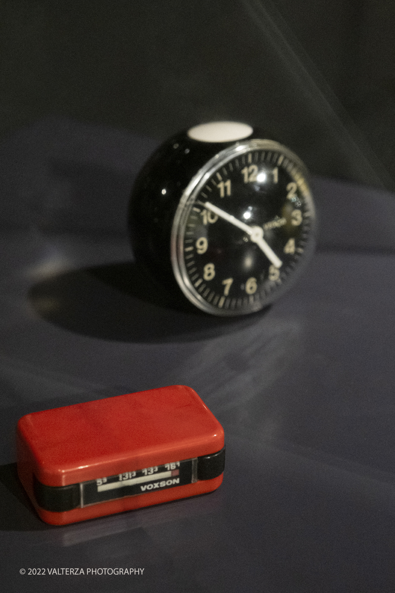 _DSF9586.jpg - 29/11/2022. Torino. Una doppia mostra realizzata dal MAUTO â€“ Museo Nazionale dellâ€™Automobile di Torino e ADI Design Museum â€“ Compasso dâ€™Oro di Milano: due sedi espositive, una a Torino    lâ€™altra a Milano, per raccontare il rapporto tra industrial design e car design, la scuola milanese e quella torinese, due cittÃ  che si guardano in modo non sempre lineare. Nella foto oto isola espositiva dedicata a Rodolfo Bonetto. Particolare