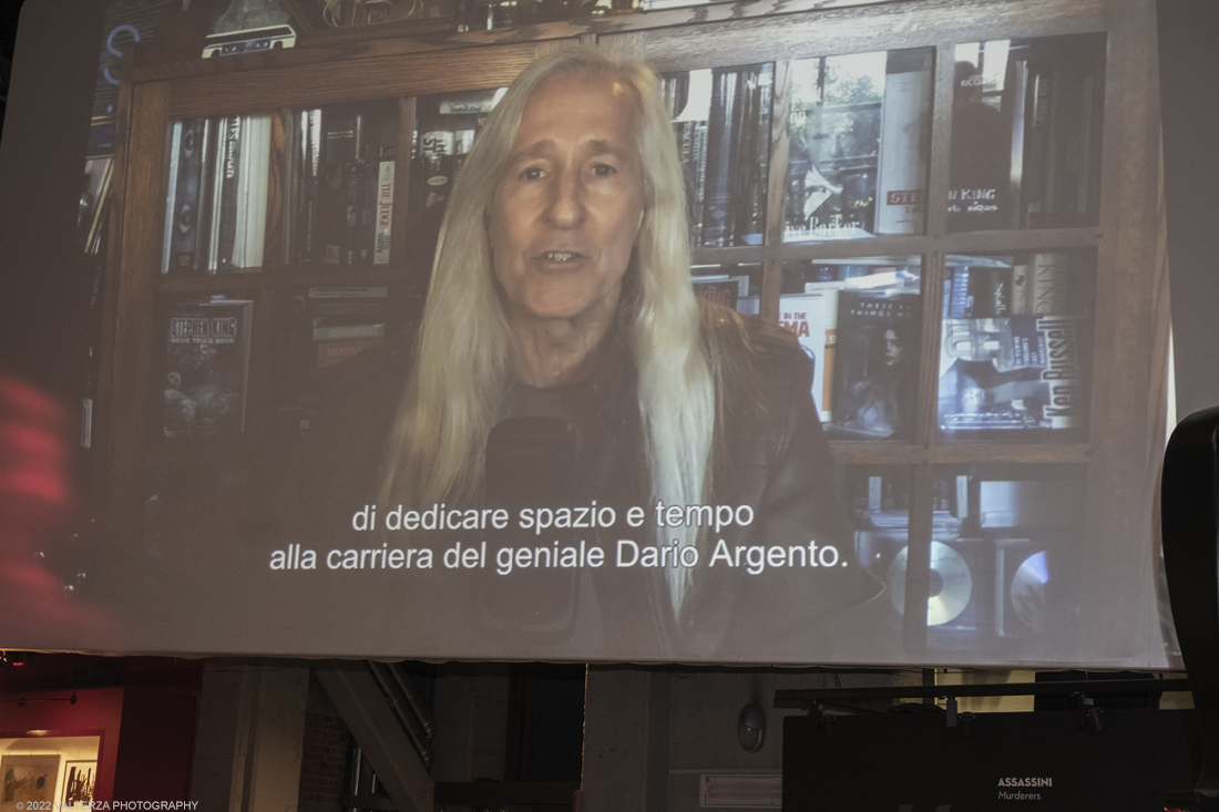 _DSF0721.jpg - 05/04/2022. Torino. In occasione della conferenza stampa di inaugurazione del progetto espositivo, tenutasi alla presenza del regista, il Museo Nazionale del Cinema di Torino ha omaggiato il genio e lâ€™opera del cineasta, visionario maestro del thriller, con il conferimento della Stella della Mole. Nella foto l'intervento in collegamento video di Mick Garris regista e sceneggiatore statunitense.