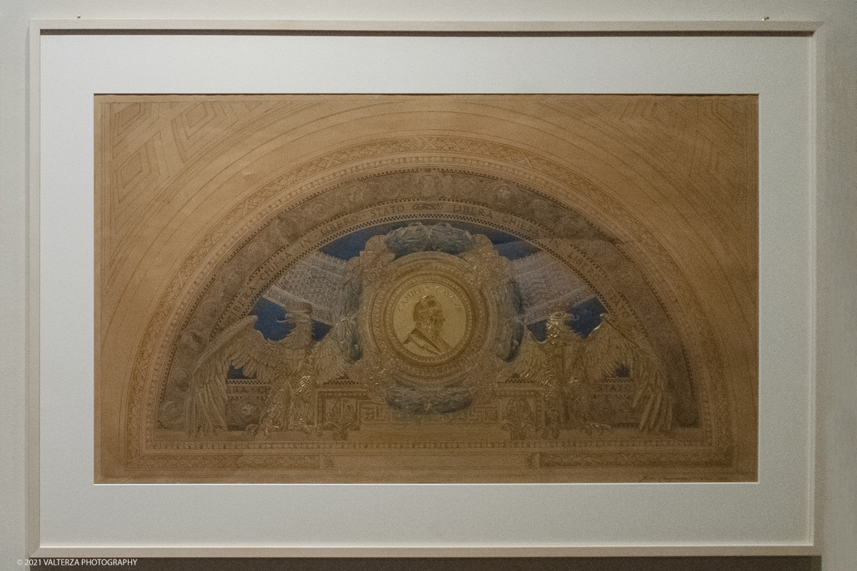 _DSF2192.jpg - 01/10/2029. Torino. L'accademia Albertina e Torino tra eccletismo e Liberty. Disegnare la cittÃ  non Ã¨ una semplice mostra ma un viaggio nella storia dellâ€™arte e dellâ€™architettura torinese che  vuole ritrovare nel passato le sinergie e le ispirazioni utili al nostro .futuro. Nella foto Libera Chiesa in Libero Stato con il ritratto di Cavour