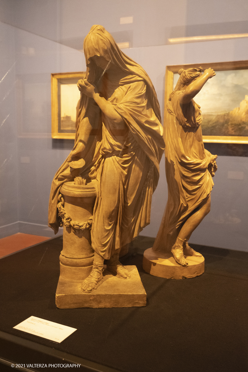 _DSF2290.jpg - 01/10/2029. Torino. L'accademia Albertina e Torino tra eccletismo e Liberty. Disegnare la cittÃ  non Ã¨ una semplice mostra ma un viaggio nella storia dellâ€™arte e dellâ€™architettura torinese che  vuole ritrovare nel passato le sinergie e le ispirazioni utili al nostro .futuro. Nella foto Vestale opera di Ignazio e Filippo Collina