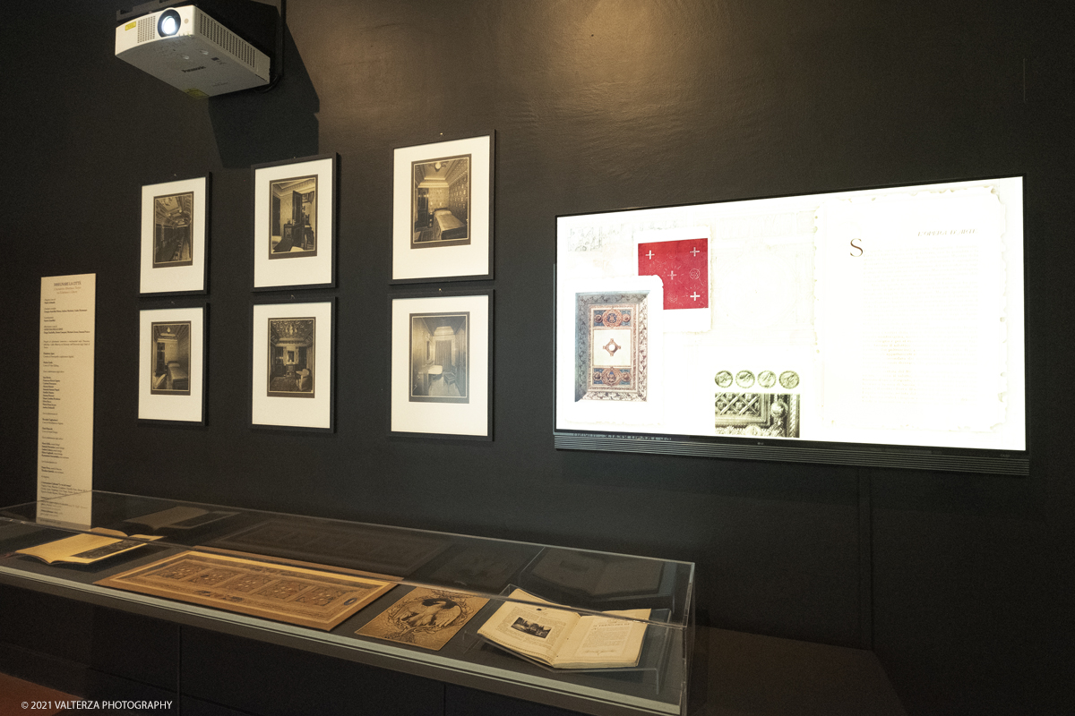 _DSF2382.jpg - 01/10/2029. Torino. L'accademia Albertina e Torino tra eccletismo e Liberty. Disegnare la cittÃ  non Ã¨ una semplice mostra ma un viaggio nella storia dellâ€™arte e dellâ€™architettura torinese che  vuole ritrovare nel passato le sinergie e le ispirazioni utili al nostro .futuro. Nella foto documentazione afferente al nuovo treno reale, 1929