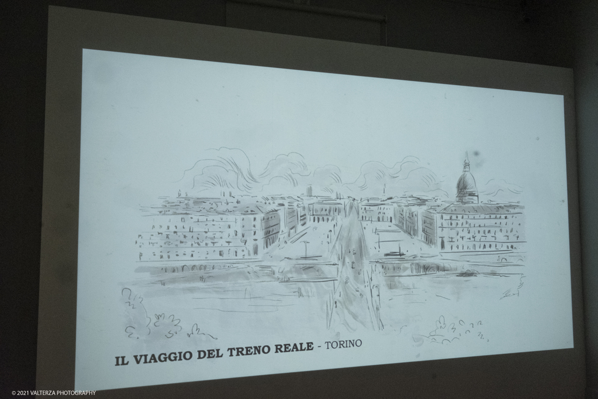 _DSF2389.jpg - 01/10/2029. Torino. L'accademia Albertina e Torino tra eccletismo e Liberty. Disegnare la cittÃ  non Ã¨ una semplice mostra ma un viaggio nella storia dellâ€™arte e dellâ€™architettura torinese che  vuole ritrovare nel passato le sinergie e le ispirazioni utili al nostro .futuro. Nella foto schizzi e disegni realizzati da Giulio Casanova per il progetto il il nuovo treno reale, 1929