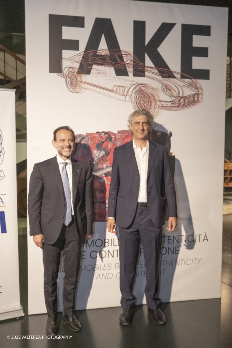 _DSF9439.jpg - 27/06/2022. Torino. Nel mondo del collezionismo di automobili dâ€™epoca, dove il valore delle vetture storiche registra notevoli tassi di crescita i casi di contraffazione sono sempre piÃ¹ numerosi. Al MAUTO la nuova mostra sul tema. Nella foto Benedetto Camerana presidente MAUTO e Marcello Minenna Direttore Generale Agenzia ADM