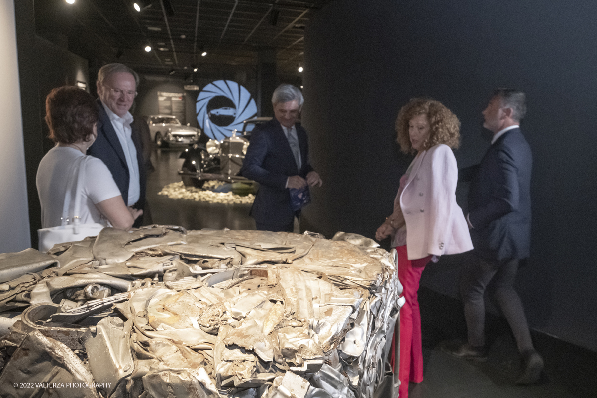 _DSF9441.jpg - 27/06/2022. Torino. Nel mondo del collezionismo di automobili dâ€™epoca, dove il valore delle vetture storiche registra notevoli tassi di crescita i casi di contraffazione sono sempre piÃ¹ numerosi. Al MAUTO la nuova mostra sul tema. Nella foto in visita alla mostra