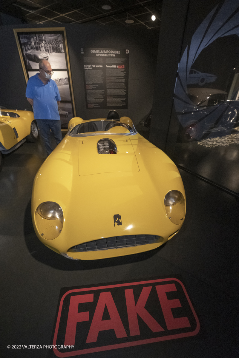 _DSF9471.jpg - 27/06/2022. Torino. Nel mondo del collezionismo di automobili dâ€™epoca, dove il valore delle vetture storiche registra notevoli tassi di crescita i casi di contraffazione sono sempre piÃ¹ numerosi. Al MAUTO la nuova mostra sul tema. Nella foto in visita alla mostra