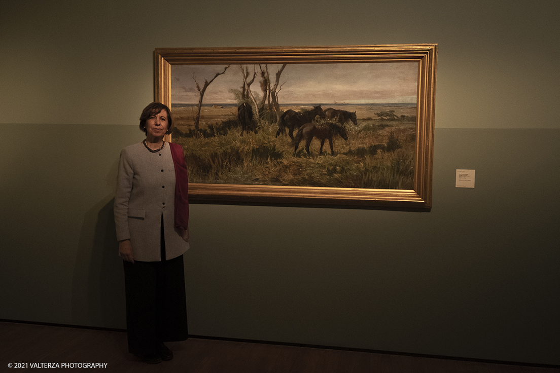 _DSF3172.jpg - 12/10/2021. Torino. Il percorso espositivo, della mostra alla GAM, presenta oltre 60 capolavori dellâ€™artista livornese , si articola in nove sezioni e copre un ampio arco cronologico che dal 1854 giunge al 1894, dalla sperimentazione macchiaiola e da opere capitali degli anni Sessanta e Settanta fino alle tele dellâ€™etÃ  matura, che ne rivelano lo sguardo acuto e innovatore, capace di aperture sullâ€™imminente â€™900. Virginia Bertone curatrice della mostra