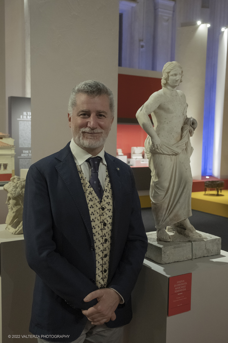 _DSF1393.jpg - 07/04/2022. Torino. La mostra a Palazzo Madama dall'8 Aprile al 9 Agosto 2022 Ã© un "Invito" a entrare nelle case di Pompei, a scoprire quali erano le atmosfere, come erano arredate, come erano decorate ed abbellite, attraverso un viaggio nel mondo pompeiano. Nella foto Giovanni Carlo Federico Villa direttore di Palazzo Madama