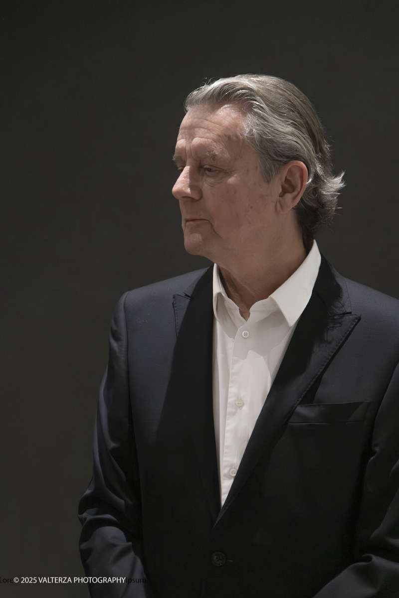 DSCF0009.jpg - 09/10/2025. Torino.  Gallerie d'Italia. Aperta la nuova mostra “JEFF WALL. PHOTOGRAPHS�, dedicata a uno dei più significativi e influenti artisti fotografici contemporanei. Nella foto il fotografo Jeff Wall a cui è dedicata la mostra