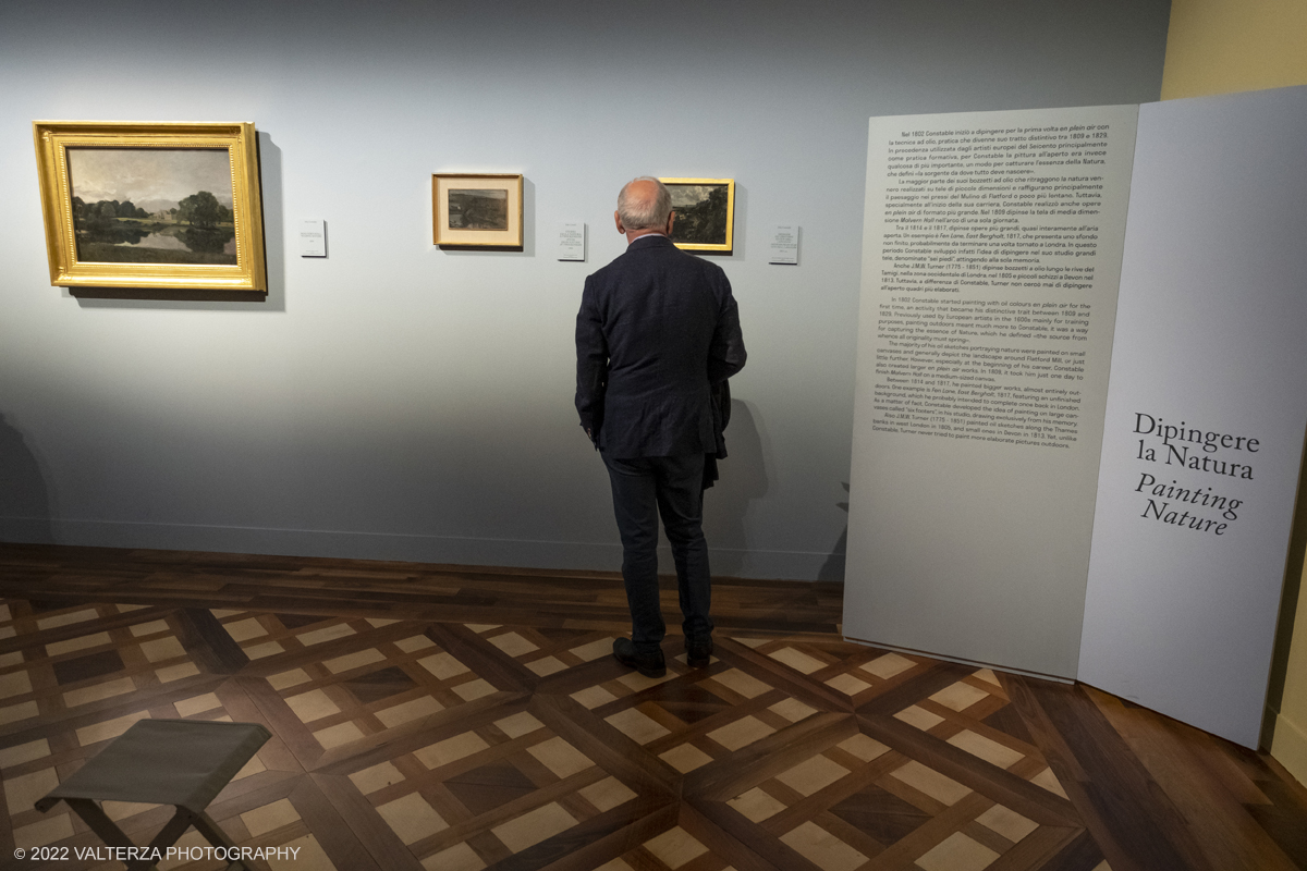 _DSF4333.jpg - 24/10/2022 .Torino. Per la prima volta in Italia una mostra dedicata al celebre artista John Constable: oltre cinquanta opere, provenienti dalla Tate UK, ripercorrono cronologicamente la vicenda artistica del pittore, tra i massimi esponenti della pittura romantica inglese. Nella foto in visita alla mostra