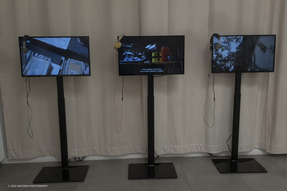 _DSF6490.jpg - 23/03/2023. Torino. Lâ€™esposizione Ã¨ parte del primo episodio di â€œArchivi dâ€™Affettoâ€�, un progetto volto a riscoprire e dare nuovo valore a grandi progettisti torinesi e a esperienze artistico-culturali spesso poco note al grande pubblico. Nella foto  allestimento audiovisivo con tre interviste a Leonardo Mosso