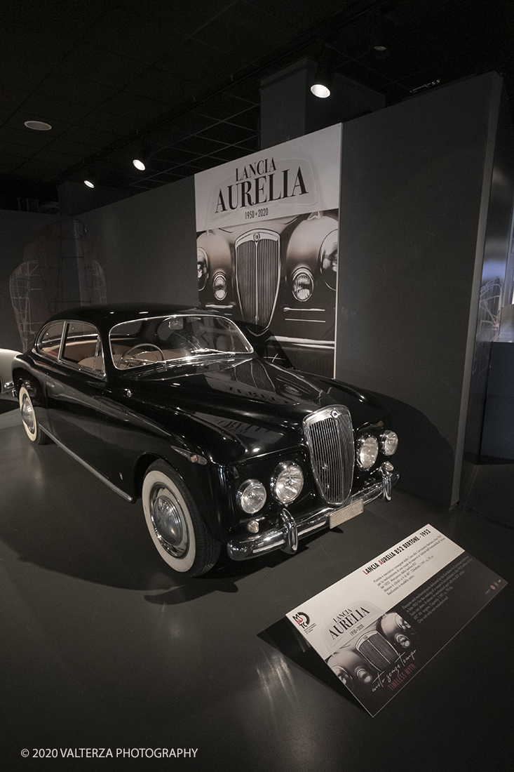 _DSF1416.jpg - 30/01/2020. Torino: Al Mauto una mostra dedicata ai 70 anni del mito torinese Lancia Aurelia.Il Museo Nazionale dellâ€™Automobile di Torino ha inaugurato la mostra "LANCIA AURELIA 1950 â€“ 2020. MITO SENZA TEMPO", uno straordinario percorso espositivo, che racconta, con il contributo di 18 esemplari dâ€™eccezione â€“ di serie e fuoriserie â€“ lâ€™evoluzione del modello presentato per la prima volta al pubblico proprio a Torino nel 1950.â€œ Nella foto Lancia Aurelia B52 Bertone 1952