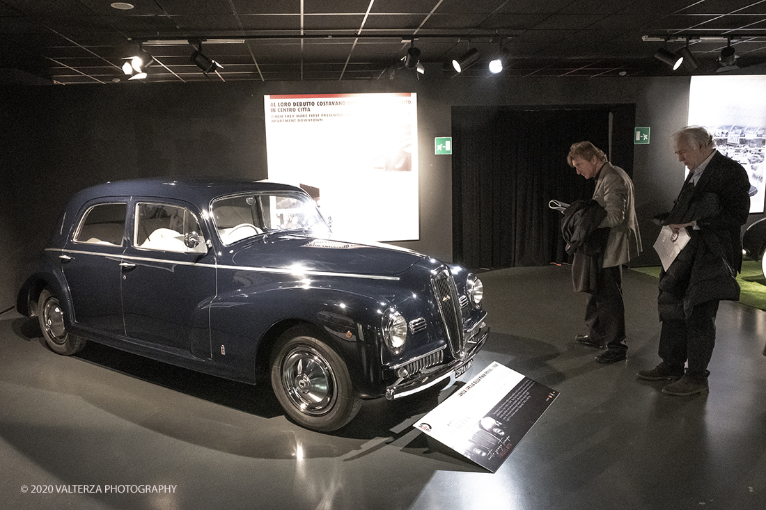 _DSF1767.jpg - 30/01/2020. Torino: Al Mauto una mostra dedicata ai 70 anni del mito torinese Lancia Aurelia.Il Museo Nazionale dellâ€™Automobile di Torino ha inaugurato la mostra "LANCIA AURELIA 1950 â€“ 2020. MITO SENZA TEMPO", uno straordinario percorso espositivo, che racconta, con il contributo di 18 esemplari dâ€™eccezione â€“ di serie e fuoriserie â€“ lâ€™evoluzione del modello presentato per la prima volta al pubblico proprio a Torino nel 1950.â€œ Nella foto un momento della visita