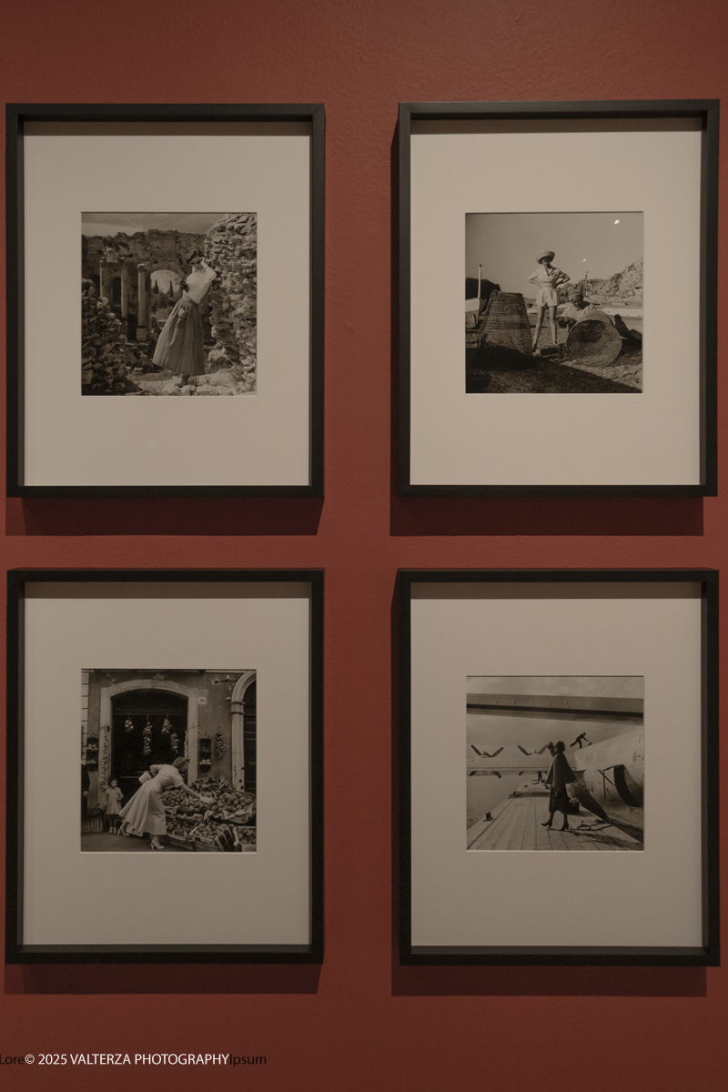 _DSF2243.jpg - 30/09/2025. Torino.  Un viaggio in 160 immagini, tutte provenienti dai Lee Miller Archives, per riscoprire gli infiniti sguardi della straordinaria fotografa americana. Nella foto fotografie di moda e dell'arrivo ad Augusta scattate in Sicilia nel 1949