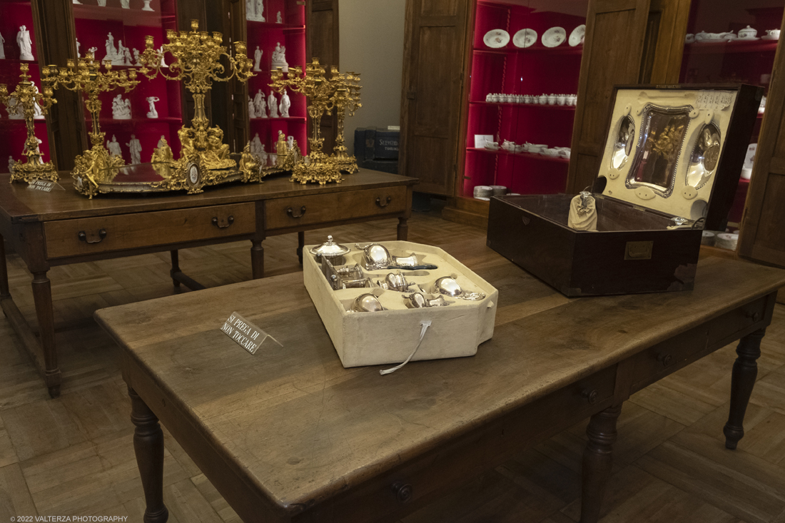 _DSF7115.jpg - 15/03/2022. Torino. Tour delle tavole apparecchiate di Palazzo Reale in occasione del nuovo allestimento della Sala da pranzo che resterÃ  aperta al pubblico dal 17 Marzo al 17 Luglio. Nella foto contenitori per il trasposto di vettovaglie