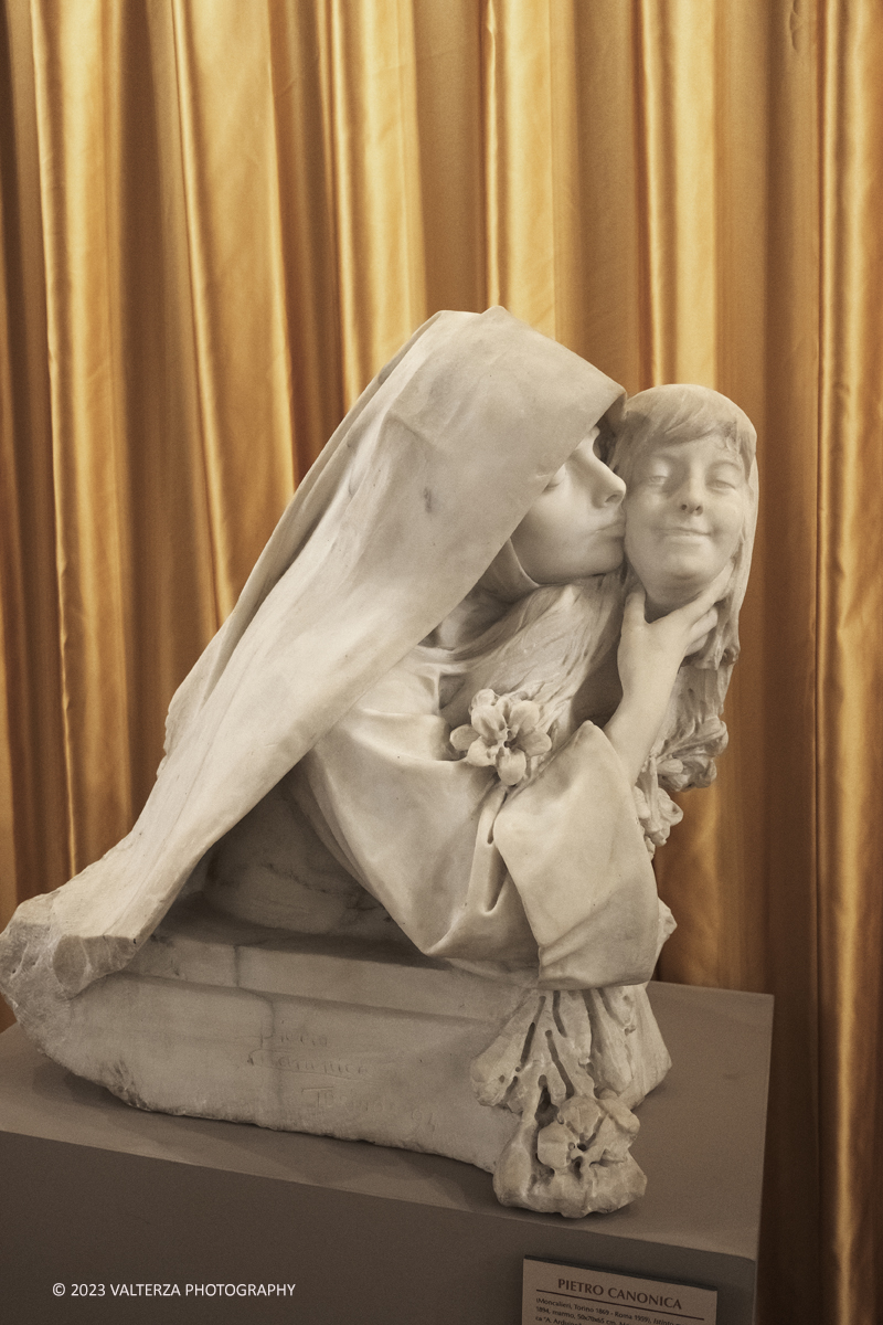 _DSF2237.jpg - 25/10/2023. Torino. Palazzo Madama â€“ Museo Civico dâ€™Arte Antica di Torino presenta, da giovedÃ¬ 26 ottobre 2023 a lunedÃ¬ 10 giugno 2024. Lâ€™esposizione racconta con un centinaio di opere il fondamentale ruolo di Torino per lâ€™affermarsi del Liberty. Si tratta di unâ€™operazione focale per lâ€™ingresso di Torino nel RANN di Bruxelles e la sua candidatura a CittÃ  Patrimonio Mondiale UNESCO per il Liberty.Nella foto Pietro Canonica, Istinto materno, 1894