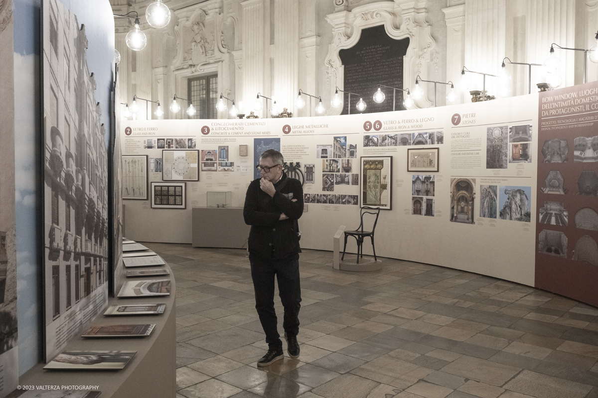 _DSF2594.jpg - 25/10/2023. Torino. Palazzo Madama â€“ Museo Civico dâ€™Arte Antica di Torino presenta, da giovedÃ¬ 26 ottobre 2023 a lunedÃ¬ 10 giugno 2024. Lâ€™esposizione racconta con un centinaio di opere il fondamentale ruolo di Torino per lâ€™affermarsi del Liberty. Si tratta di unâ€™operazione focale per lâ€™ingresso di Torino nel RANN di Bruxelles e la sua candidatura a CittÃ  Patrimonio Mondiale UNESCO per il Liberty.Nella foto in visita alla mostra