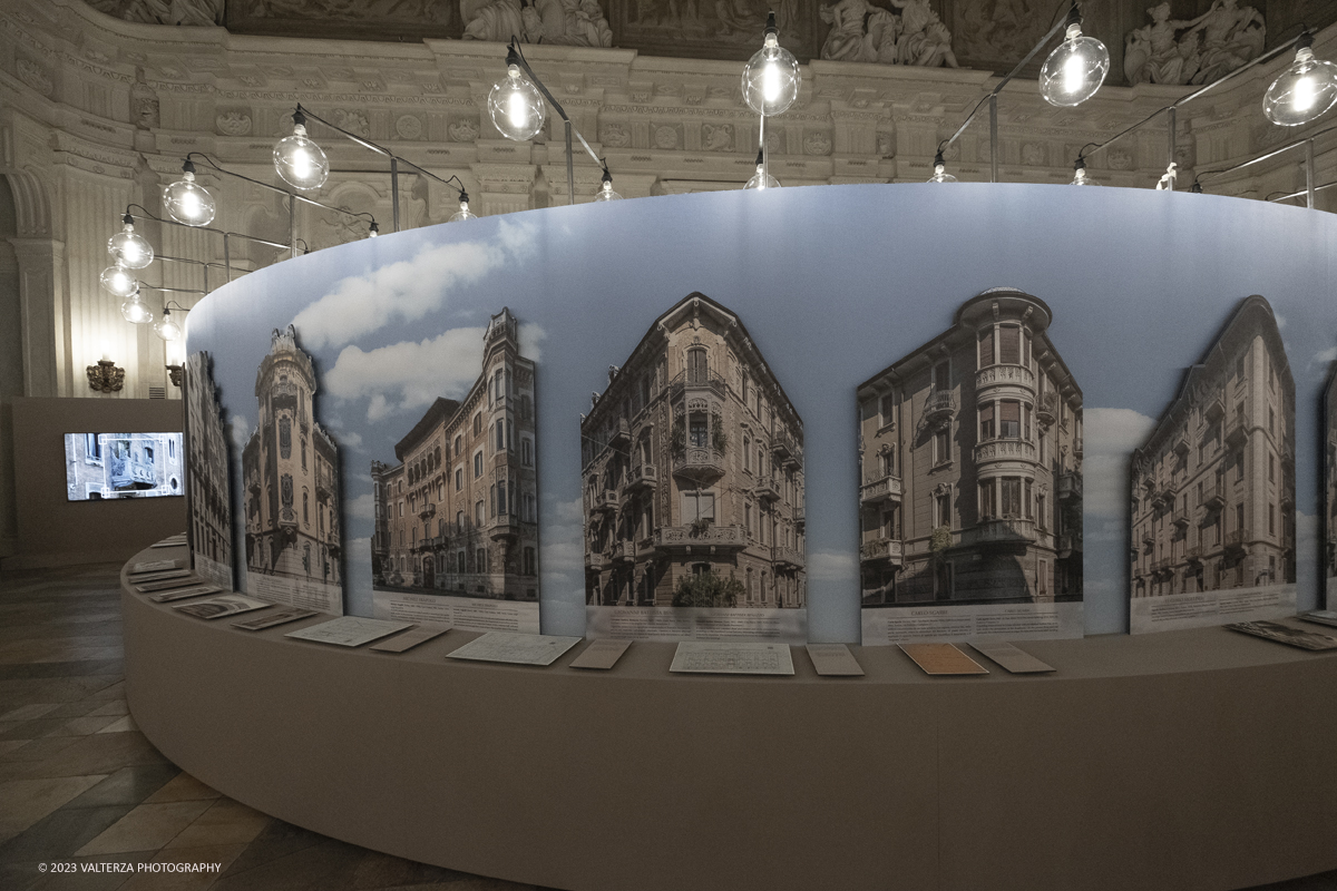 _DSF7659.jpg - 25/10/2023. Torino. Palazzo Madama â€“ Museo Civico dâ€™Arte Antica di Torino presenta, da giovedÃ¬ 26 ottobre 2023 a lunedÃ¬ 10 giugno 2024. Lâ€™esposizione racconta con un centinaio di opere il fondamentale ruolo di Torino per lâ€™affermarsi del Liberty. Si tratta di unâ€™operazione focale per lâ€™ingresso di Torino nel RANN di Bruxelles e la sua candidatura a CittÃ  Patrimonio Mondiale UNESCO per il Liberty.Nella foto parte dell'allestimento della mostra