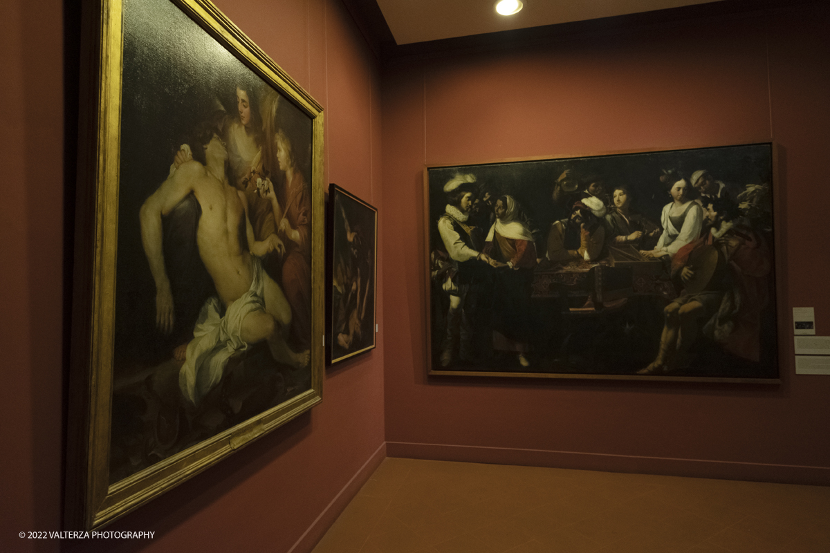 _DSF0205.jpg - 06/07/2022. Torino.  â€œvolti nel Voltoâ€� non Ã¨ solo una mostra,  si pone infatti lâ€™obiettivo di accogliere il pubblico nella dimensione di un laboratorio artistico, Ã¨ stato per questo possibile coinvolgere le migliori allieve e i migliori allievi dellâ€™Accademia nella realizzazione di dipinti on stage durante le visite alla mostra. Nella foto   parte dell'allestimento della mostra