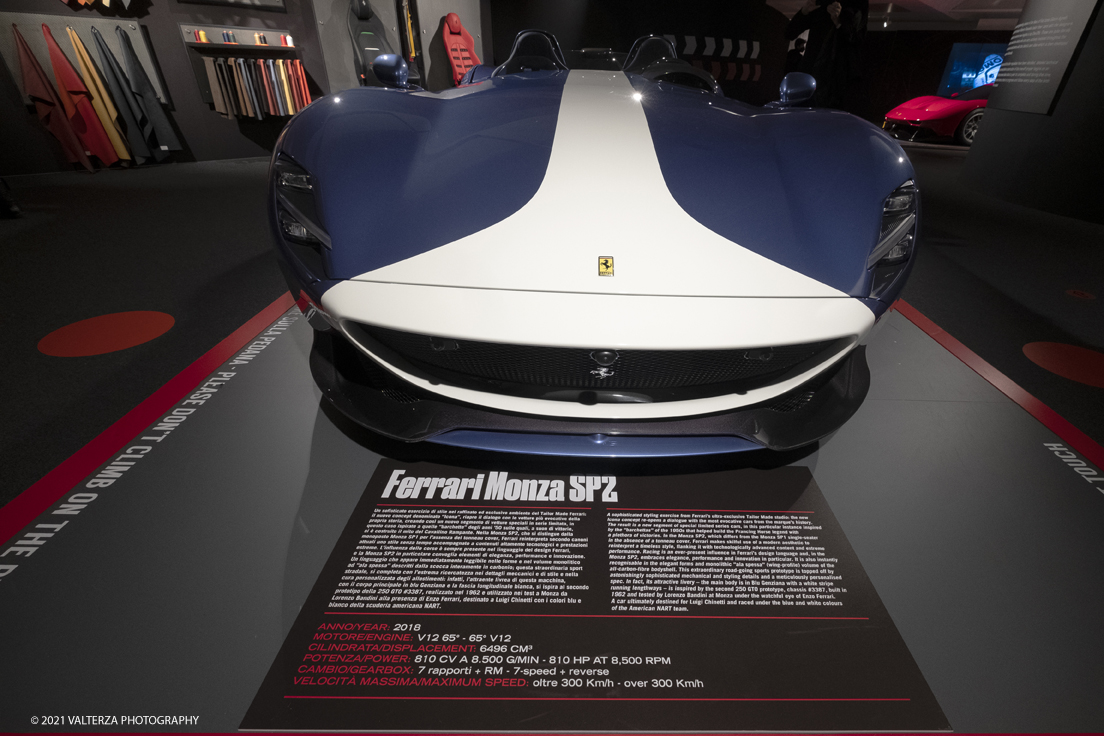 _DSF1188.jpg - 05/01/2022. Maranello. il Museo Ferrari di Maranello con il nuovo settore â€œGT 2021, a memorable yearâ€� che celebra lâ€™anno piÃ¹ vincente della storia di Ferrari nelle competizioni GT. Nella foto l'ambiente che illustra il Taylor Made Ferrari con la One-Off Ferrari Monza FP2