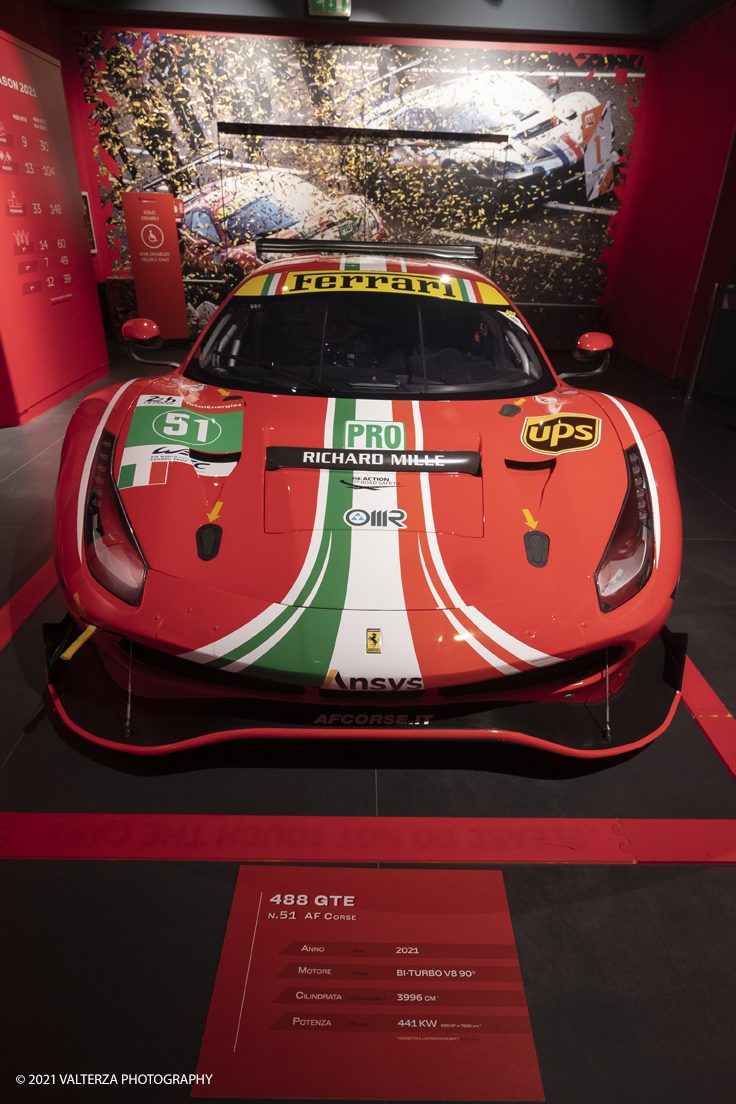 _DSF1258.jpg - 05/01/2022. Maranello. il Museo Ferrari di Maranello con il nuovo settore â€œGT 2021, a memorable yearâ€� che celebra lâ€™anno piÃ¹ vincente della storia di Ferrari nelle competizioni GT. Nella foto la nuova mostra â€œGT 2021, a memorable yearâ€� con la 488 GTE  numero 51, impegnata in classe LMGTE Pro con Alessandro Pier Guidi e James Calado che questâ€™anno si Ã¨ imposta in tre occasioni, tra cui la 24 Ore di Le Mans