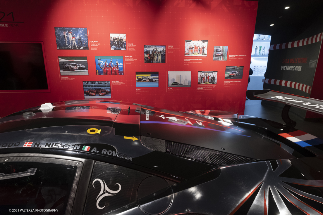 _DSF1286.jpg - 05/01/2022. Maranello. il Museo Ferrari di Maranello con il nuovo settore â€œGT 2021, a memorable yearâ€� che celebra lâ€™anno piÃ¹ vincente della storia di Ferrari nelle competizioni GT. Nella foto immagini dei vari successi esposte nella nuova mostra â€œGT 2021, a memorable yearâ€�