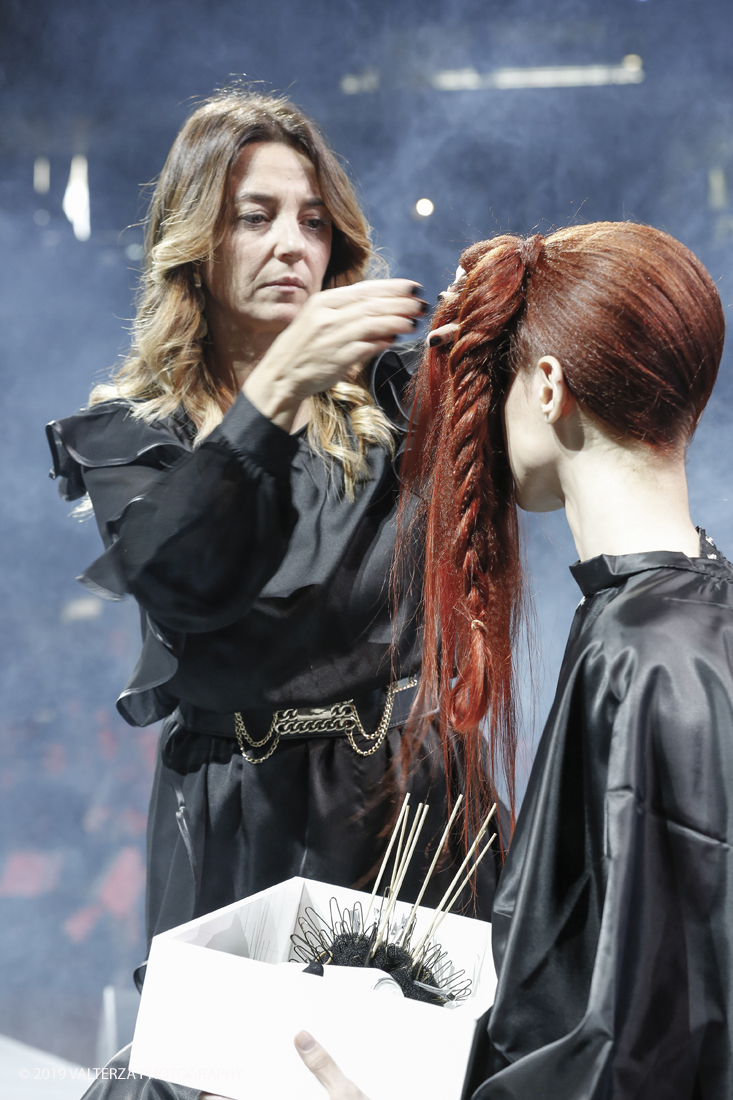 _X9B2962.jpg - 17/11/2019. Torino. Gli On Hair Show nascono dieci anni fa dallâ€™esperienza nel settore di Cosmoprof Worldwide Bologna. Oggi rappresentano l'unico evento italiano interamente dedicato agli hairstylist. Nella foto lo Show di Medavita in partnership con Elchim e AEIM