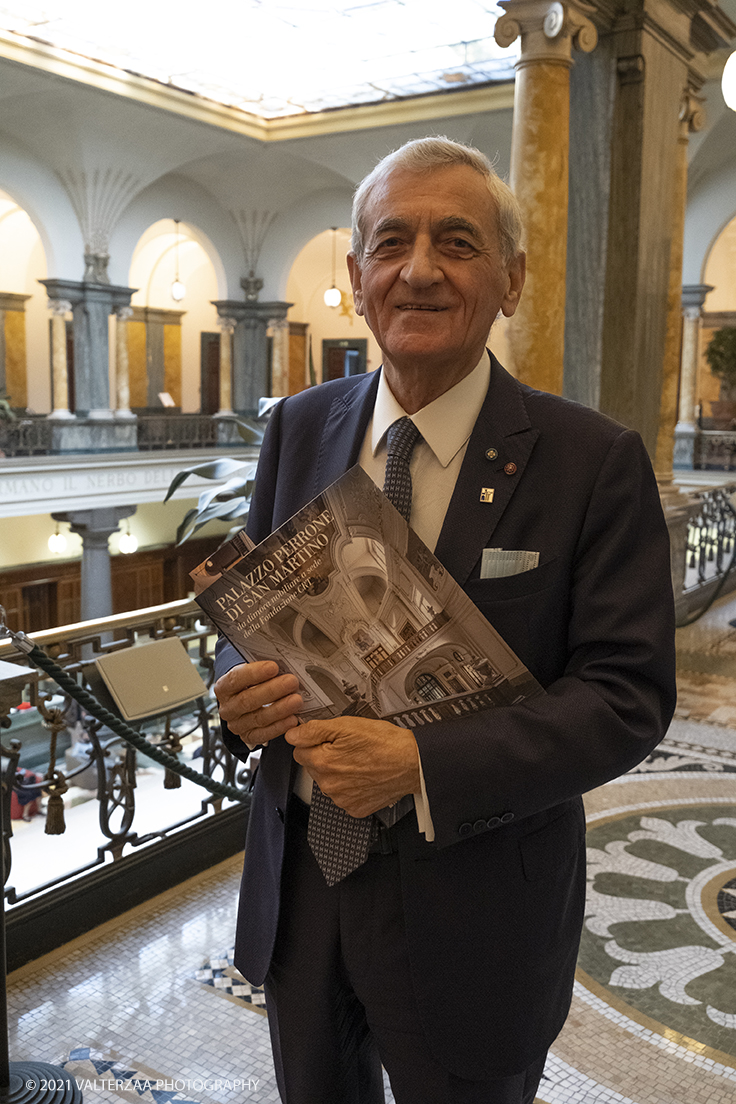 _DSF1025.jpg - 08/10/2021. Torino. La grande bellezza del secentesco Palazzo Perrone di San Martino, considerato dagli studiosi un unicum nel panorama dellâ€™architettura e delle arti figurative della cittÃ , si svela al pubblico grazie a un libro . Nella foto Giovanni Quaglia presidente della fondazione CRT