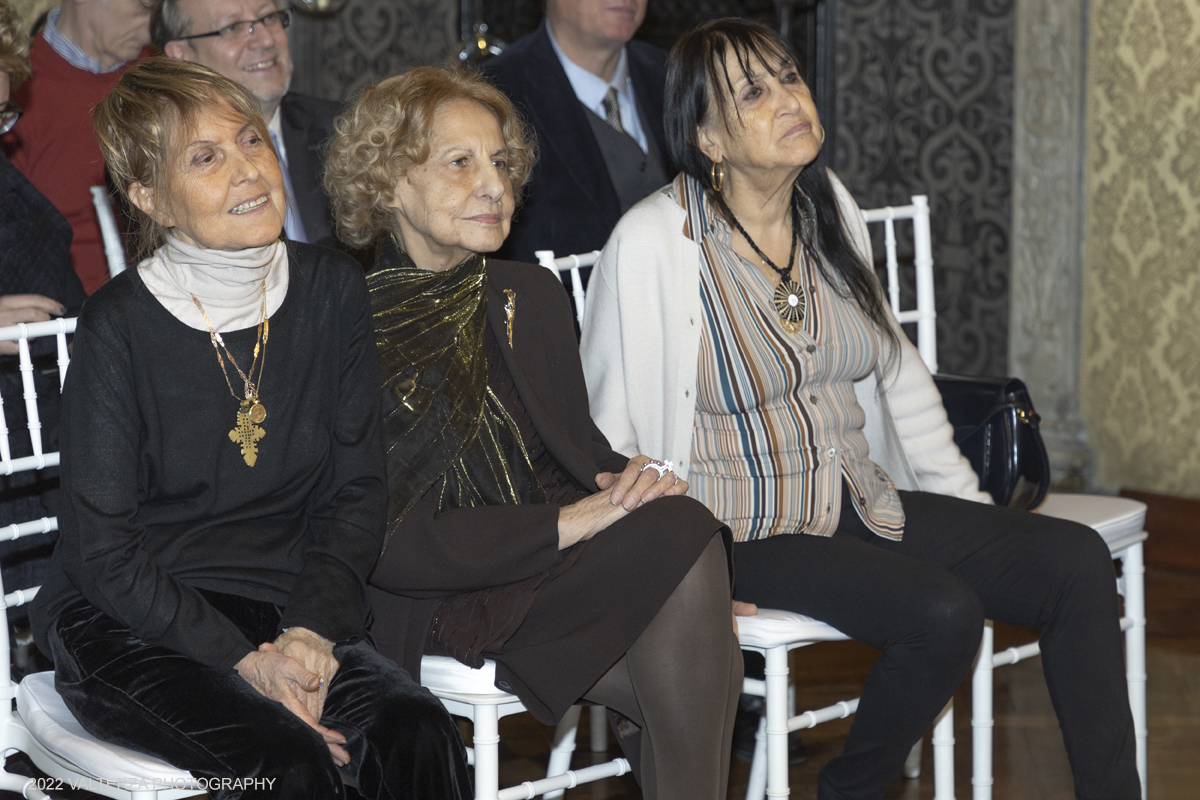 _G5A9999.jpg - 24/01/2023. Torino. Celebrazione dei venti anni di attivitÃ  della casa editrice Paola Caramella. Nella foto Carla Grimaldi, Maria Terranova Ieva, Paola Grimaldi