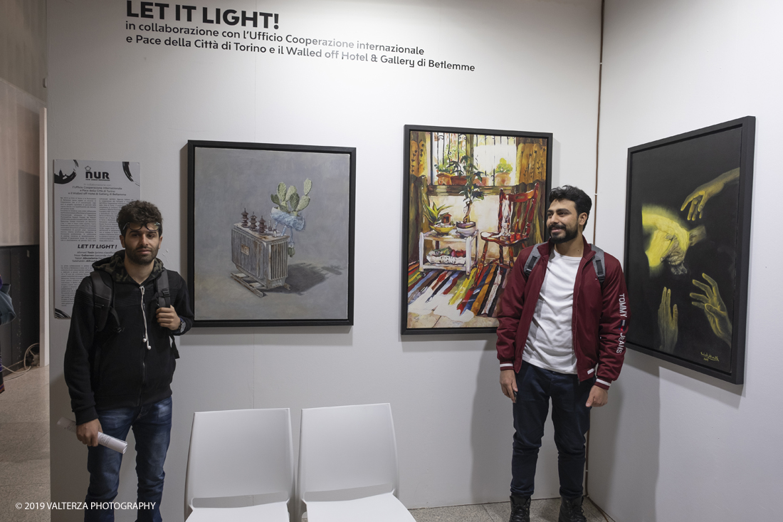 _DSF3119.jpg - 30/10/2019. Torino.  questâ€™anno la quarta fiera dâ€™arte contemporanea ha lanciato la call for artists â€œMultiversityâ€œ: stavolta lâ€™invito per gli artisti Ã¨ stato quello di interpretare la pluralitÃ  di mondi (immaginari o reali) e la moltiplicazione dei punti di vista attraverso il linguaggio dellâ€™Arte.Nella foto: gli autori Italiani del Progetto Let it Light!