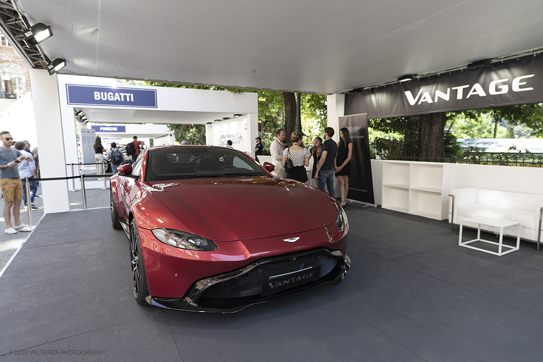 _G3I0764.jpg - 19/06/2019. Torino, apertura al Parco del Valentino dell'edizione record del Motor Show con la partecipazione di 54 brand e numerosi eventi dedicati al mondo dell'auto nell'arco di 5 giorni. Nella foto lo stand della Aston Martin con il modello Vantage.