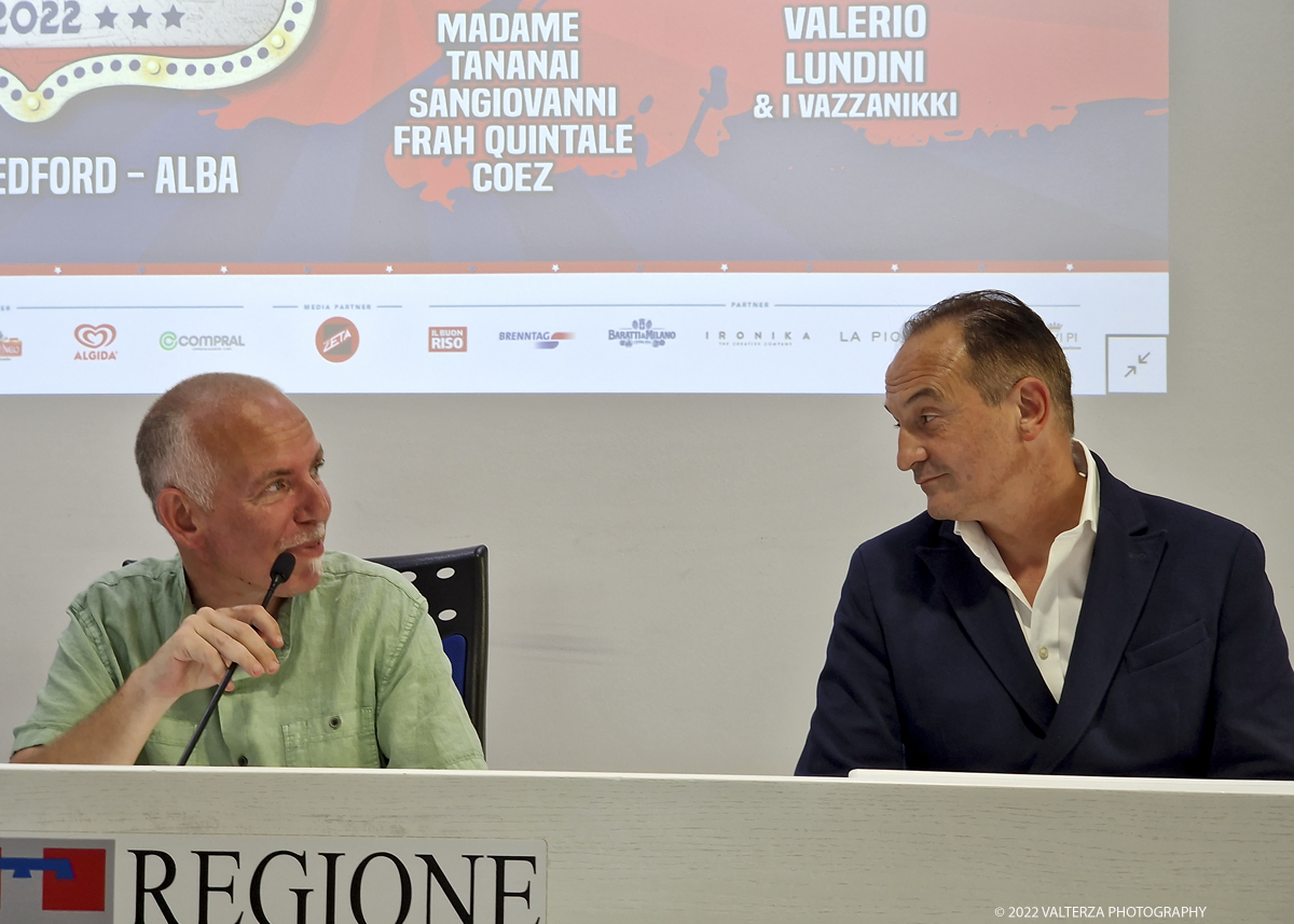 20220614_132722.jpg - 14/06/2022. Torino. Il Collisioni 2022 Ã¨ un festival di musica e letteratura che si svolge in estate in Piemonte. Un festival agrirock con grandi artisti italiani e internazionali. Nella foto  Filippo Taricco ed Albertop Cirio