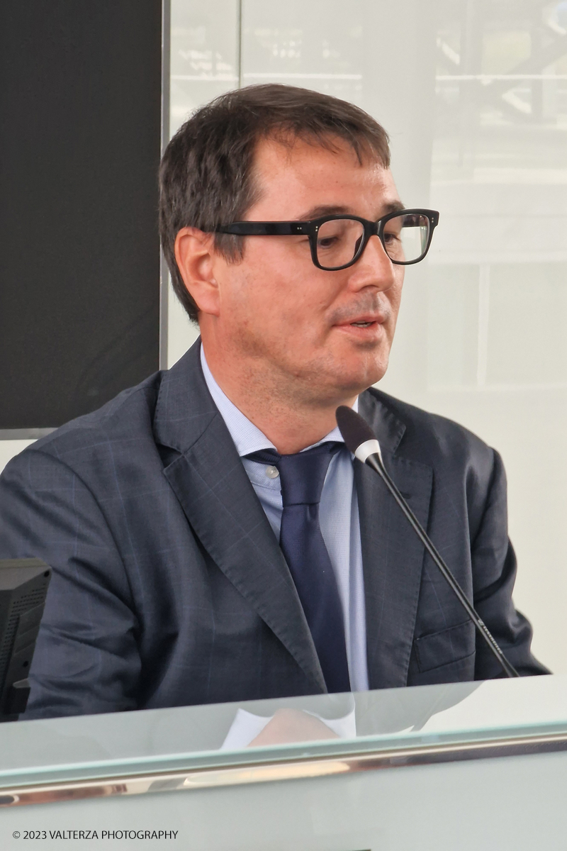 20230620_125208.jpg - 20/06/2023. Conferenza Stampa Collisioni 2023. Quella di quest'anno sarÃ  una edizione speciale che vedrÃ  la nascita di nuovi progetti e che allungherÃ  la programmazione a tutta lâ€™estate 2023. Nella foto il Vice Direttore Generale di Banca dâ€™Alba, Enzo Cazzullo
