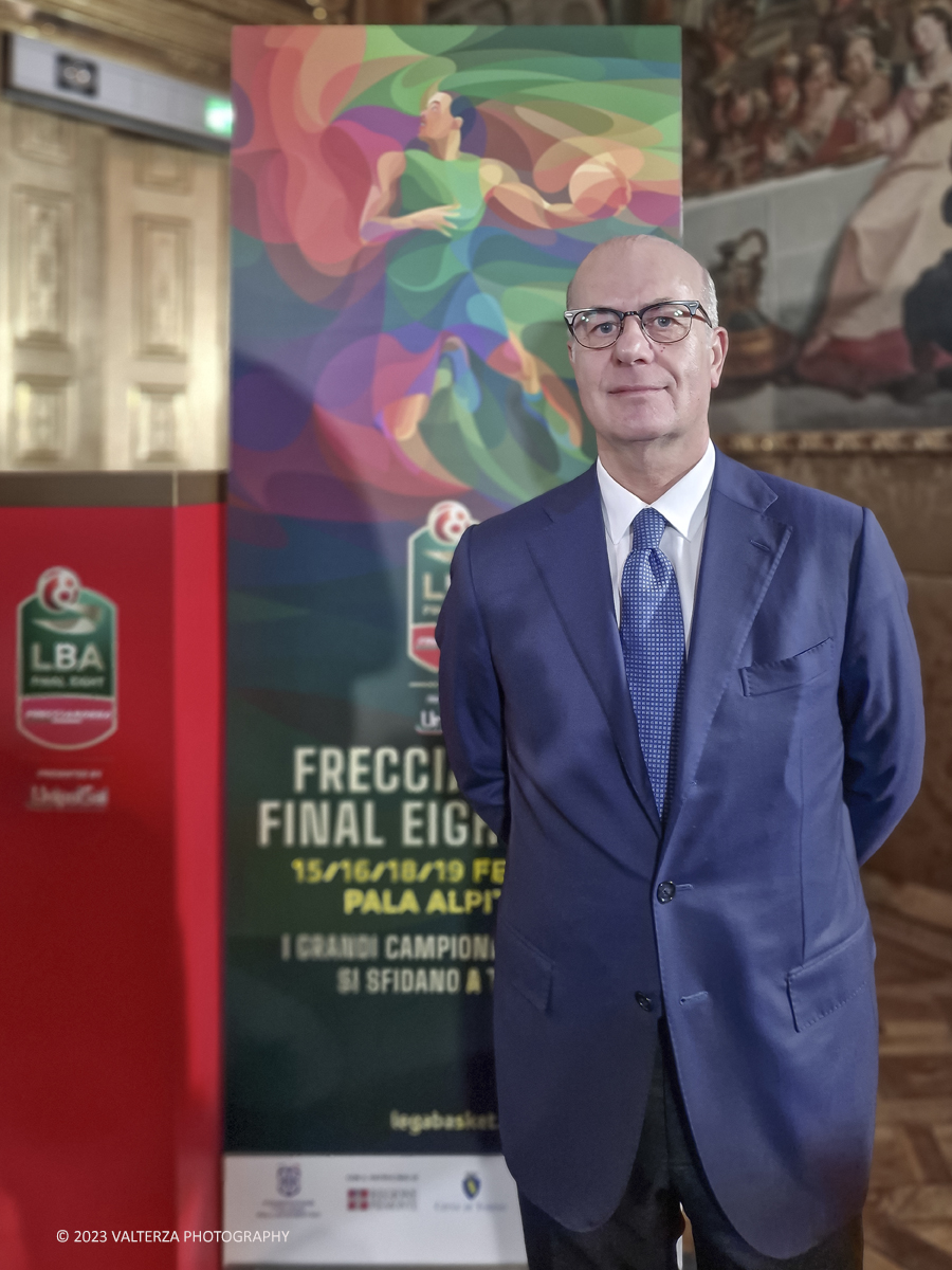 20230202_153939.jpg - 02/02/2023. Torino . Si svolgeranno dal 15 al 19 febbraio le Frecciarossa Final Eight, appuntamento che permetterÃ  alle otto squadre migliori del girone d'andata del campionato di basket di sfidarsi al Pala Alpitour per alzare al cielo la Coppa Italia. Nella foto Mimmo Carretta asesssore al turismo e grandi eventi del Comune di Torino.