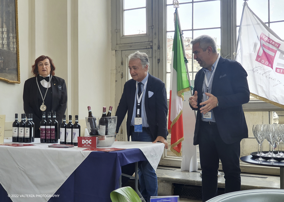 20220513_131735.jpg - Presentati  i vini delle eccellenze delle Colline Torinesi , il Freisa di Chieri Andvina', il Freisa di Chieri superiore, la Deliziosa Malvasia e la Barbera