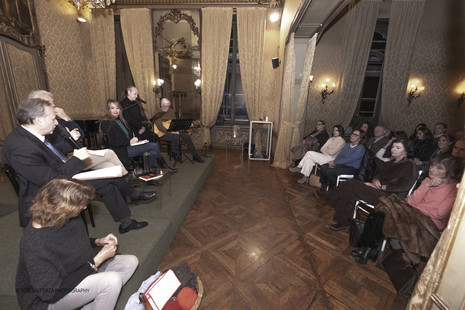 _DSF3502.jpg - 23/02/2025. Torino. Presentazione del libro MI PIACE ANNUSARE LA LANA scritto da Roberto Veronesi ed edito da Paola Caramella Editrice al Circolo della Stampa. Nella foto un momento dell'evento