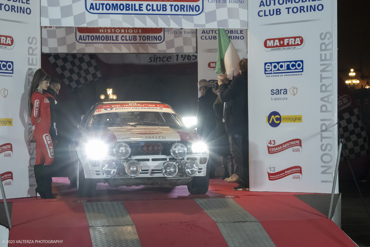 DSCF1487.jpg - Turin, Italy. December 31, 2025.Classic Cars  for the Rallye Monte-Carlo Historique 2025 race starting in Turin. Departure of the car N. 144 Keller Ermanno/ Ambrogi Marianna