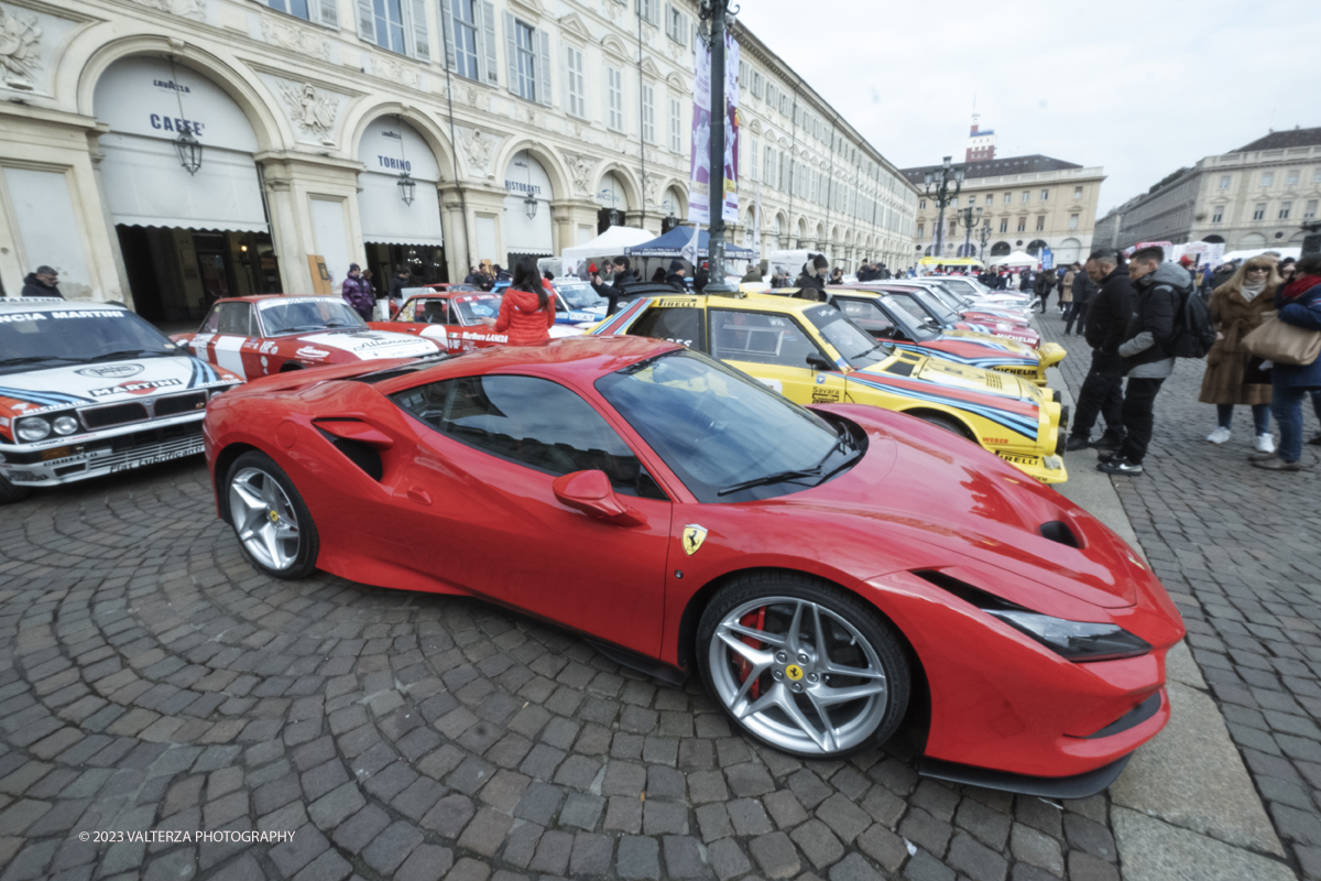 _DSF7403.jpg - 26/01/2023. Torino. Dopo  sette anni, torna a Torino il Rally Storico di Montecarlo, la rievocazione storica del rally su strada piÃ¹ antico del mondo, riservata alle vetture dâ€™epoca che hanno partecipato ad almeno un Rally Automobile Monte-Carlo entro il 1983. Nella foto le vetture che accopagneranno le vetture in corsa da Torino a Montecarlo . Ogni vettura in competizione sarÃ  seguita da un'altra vettura di accompagnamento.