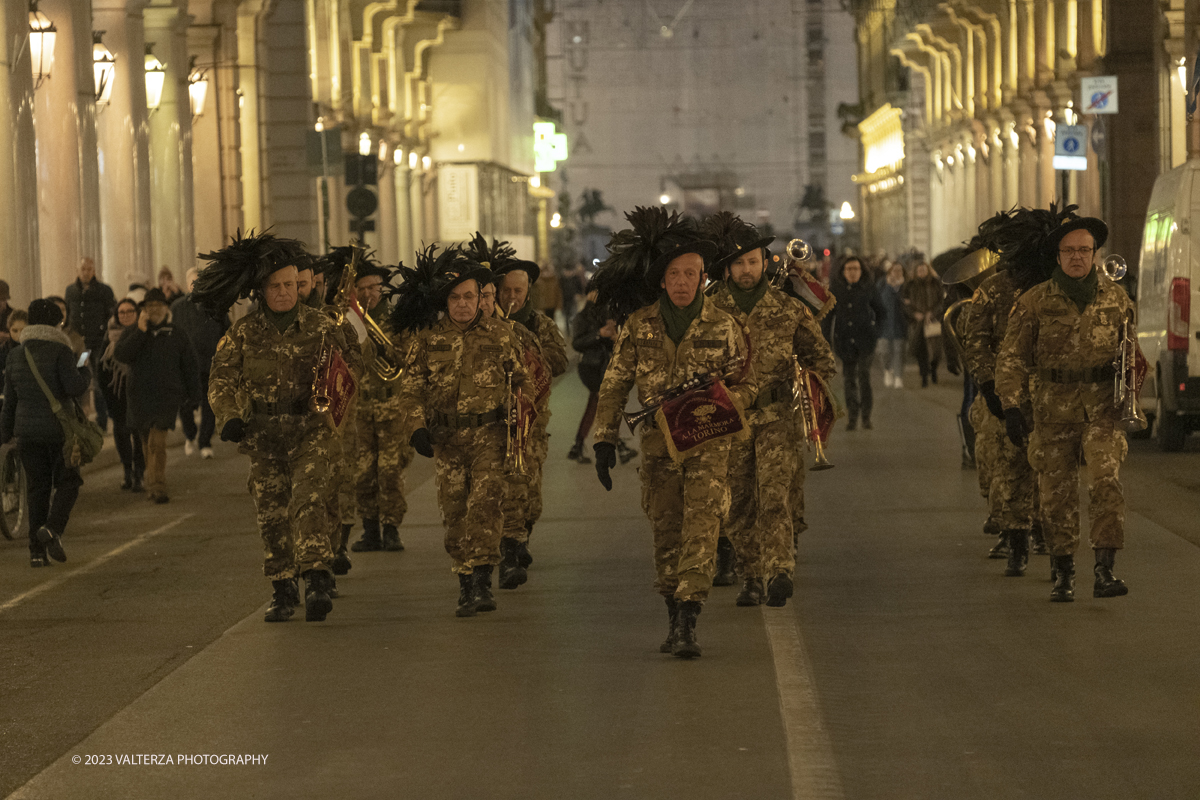 _DSF7567.jpg - 26/01/2023. Torino. Dopo  sette anni, torna a Torino il Rally Storico di Montecarlo, la rievocazione storica del rally su strada piÃ¹ antico del mondo, riservata alle vetture dâ€™epoca che hanno partecipato ad almeno un Rally Automobile Monte-Carlo entro il 1983. Nella foto l'esibizione della fanfara dei Bersaglieri prima della partenza della corsa