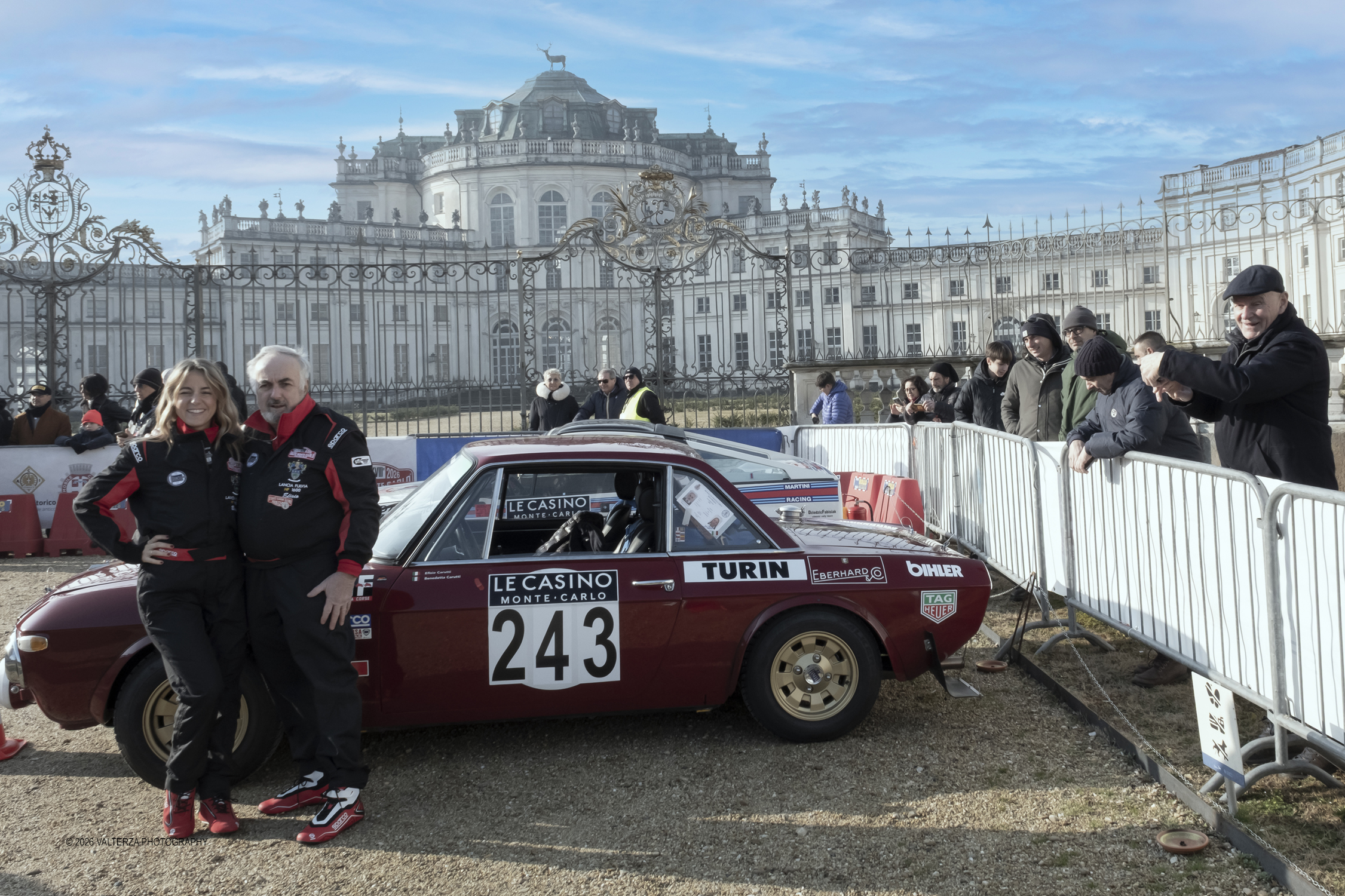 DSCF0344.jpg - La 28Âª edizione del Rallye Monte-Carlo Historique si svolge fino al 7 febbraio 2026 , ad eccezione della cittÃ  scozzese di  John O'Groats le varie cittÃ  di partenza hanno dato il via alla gara domenica 1 febbraio 2026. Tra queste anche Torino, la partenza Ã¨ avvenuta dalla Palazzina di caccia di Stupingi dove le vetture in gara hanno prima sostato in mostra nel parco partenze antistante la Palazzina. Nella foto Lancia Fulvia CoupÃ¨ 1.6  1969 equipaggio  Carutti Efisio Mariae Carutti Benedetta