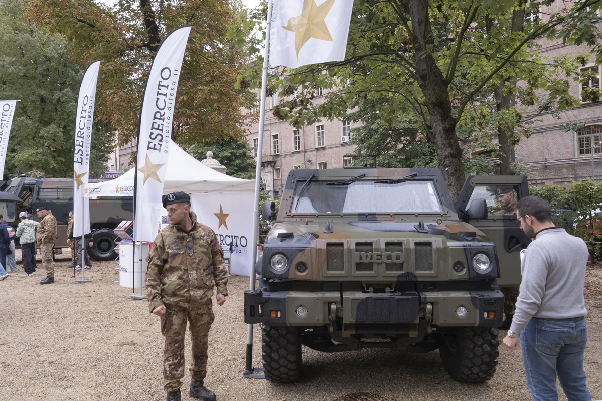 _DSF1702.jpg - 26/09/2025.Torino inaugurata l'edizione 2025 del Salone dell'auto di Torino. Nella foto Giardini Reali area espositiva dell'esercito