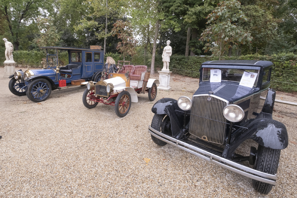 _DSF1723.jpg - 26/09/2025.Torino inaugurata l'edizione 2025 del Salone dell'auto di Torino. Nella foto modelli d'epoca esposti ai giardini reali
