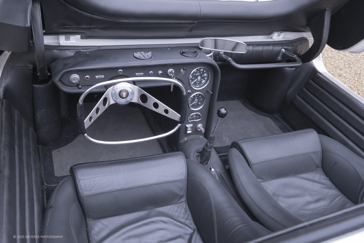 _DSF1743.jpg - 26/09/2025.Torino inaugurata l'edizione 2025 del Salone dell'auto di Torino. Nella foto 26/09/2025.Torino inaugurata l'edizione 2025 del Salone dell'auto di Torino. Nella foto la Corvair Testudo della collezione Bertona interno