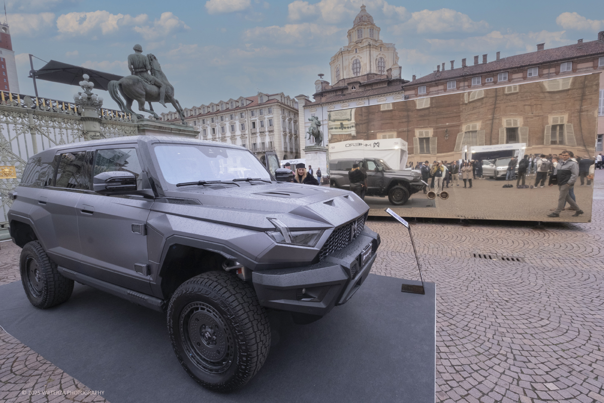 _DSF1906.jpg - 26/09/2025.Torino inaugurata l'edizione 2025 del Salone dell'auto di Torino. Nella foto lo stand della MHERO con il modello M917