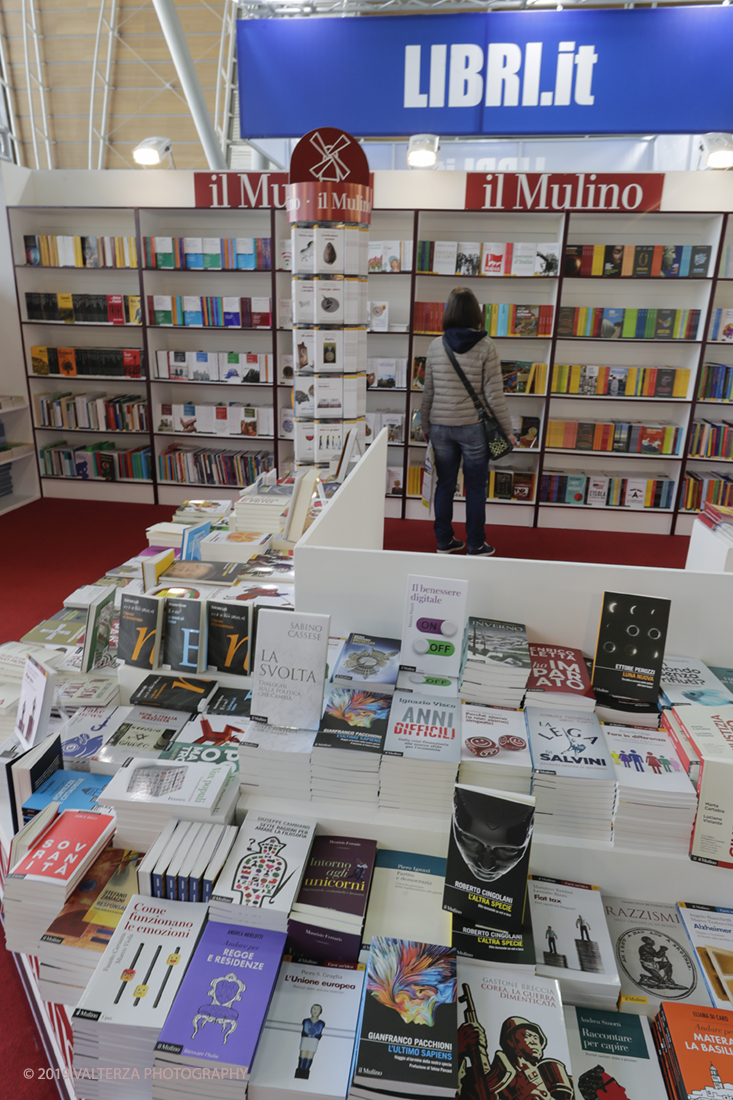 _G3I4065.jpg - 09/05/2019. Torino, 32mo Salone Internazionale del Libro. Nella foto lo stand di Il Mulino nel nuovo spazio dell'Oval
