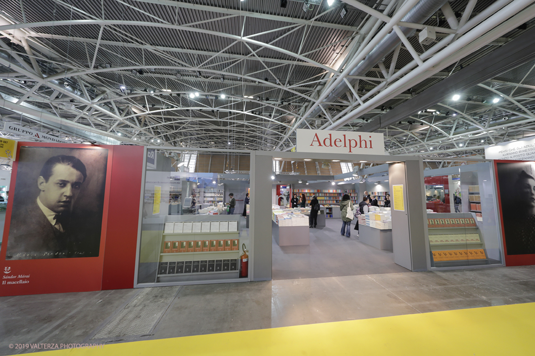 _G3I4157.jpg - 09/05/2019. Torino, 32mo Salone Internazionale del Libro. Nella foto lo stand di Adelphi nel nuovo spazio dell'Oval